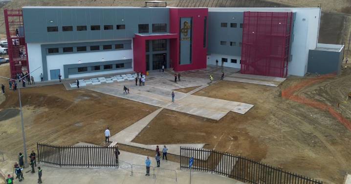 Avanza revisión del proyecto para puente de Universidad Rosario Castellanos