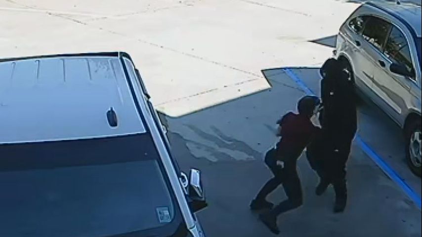 Denham Springs Police arrest man accused of holding Off The Hook employee at gunpoint during robbery