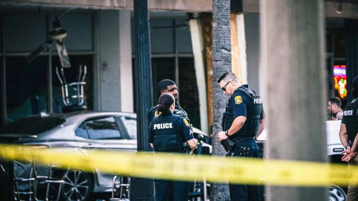 Al menos cuatro muertos y una decena de heridos tras una persecución policial en Florida