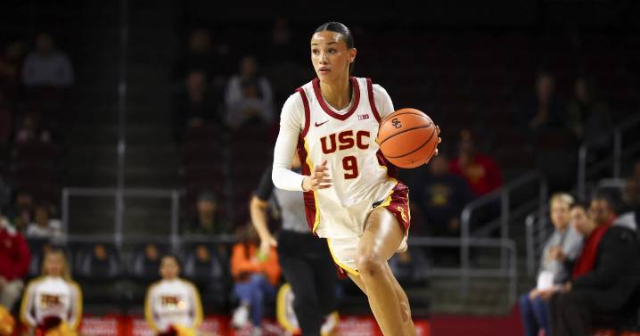 Kara Dunn and Jazzy Davidson lead No. 18 USC to a win over Pepperdine