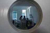 La mitad de las enfermeras sufre acoso sexual en su trabajo: “Un superior intentó besarme. No volví a hacer guardias para no verlo”