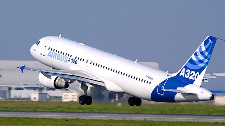Airbus instó a "detener inmediatamente los vuelos" de 6.000 de sus aviones por fallas en una computadora