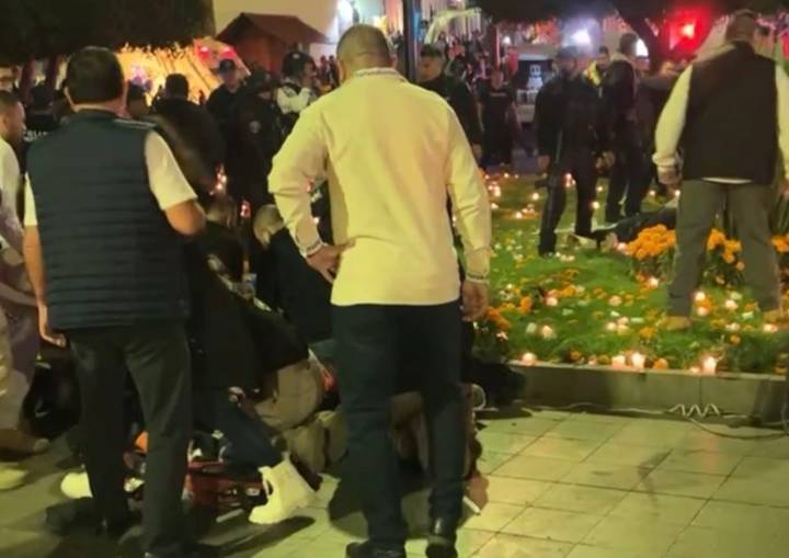 Atentan contra el alcalde de Uruapan, Carlos Manzo, durante el Festival de Velas