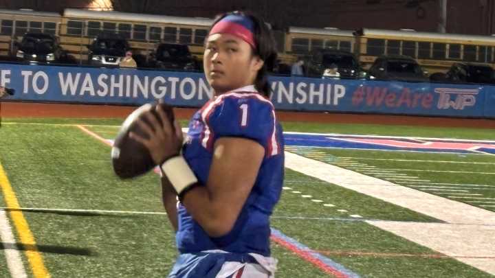 NJSIAA football: Washington Township holds off Kingsway