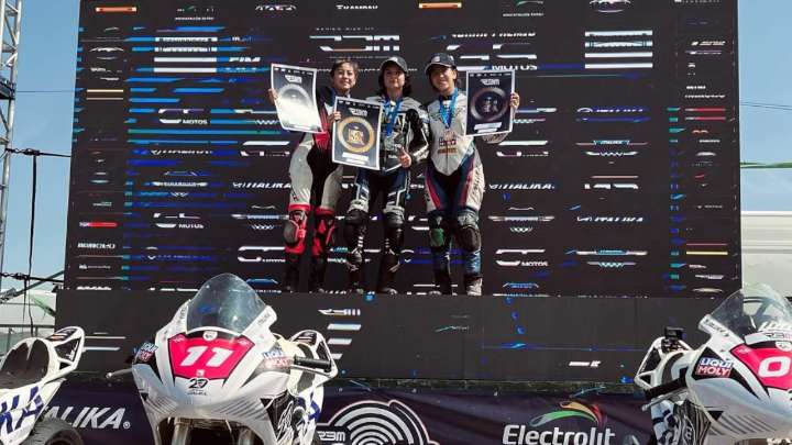 ¡Sara, la mejor! Campeona de la Italika Womens Internacional Cup de motociclismo