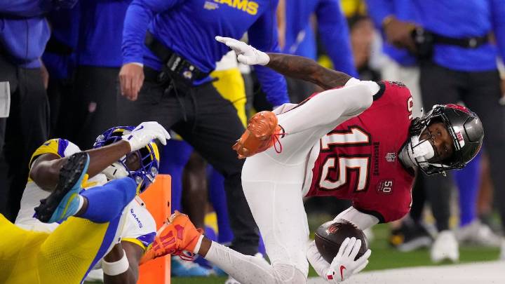 Bucs’ young receivers must hang on, but help is slowly arriving