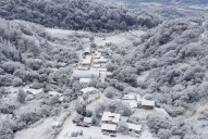 Frente frío 13 congela la Sierra Norte y la Mixteca oaxaqueñas con heladas y vientos de 130 km/h