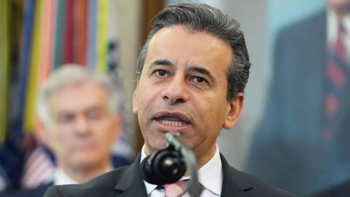 The FDA removes a long-standing warning from hormone