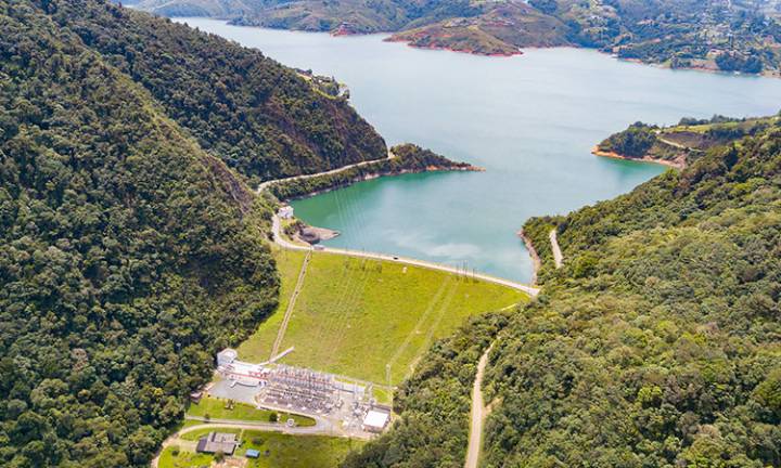 Celsia apuesta por el bienestar del Valle con energía renovable