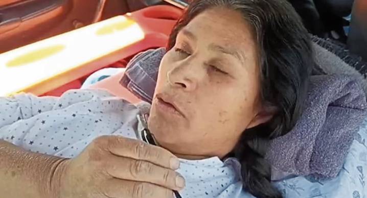 Arequipa: Cocinera de olla común cae a zanja y queda postrada