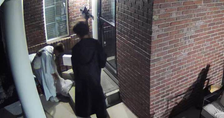 Broomfield trick-or-treaters caught on camera refilling empty candy bowl with their own candy