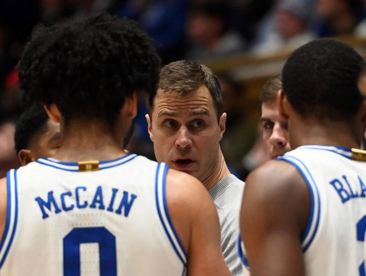 Jon Scheyer’s Duke Faces Concerning AP Poll Drop Despite Dominant Week