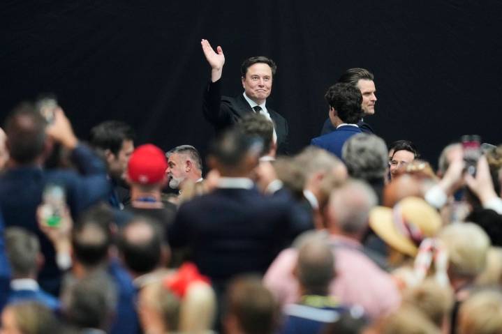 Musk could become first trillionaire as Tesla shareholders approve pay plan