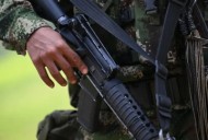Gobierno colombiano bombardea a disidentes de las FARC en zona fronteriza con Venezuela