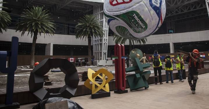 Con el Mundial 2026 en la ‘puerta’, taxistas del AICM protestan: ¿por qué?