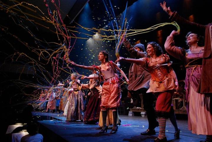 Tickets go on sale for White House Christmas Rant