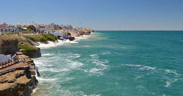 El pueblo argentino con las playas más cristalinas ideal para veranear en familia