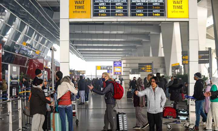 Delhi Airport’s ATC Faces Tech Issues; Over 100 Flights Delayed