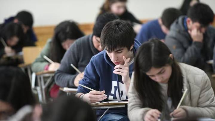 Editorial: La Paes: La prueba de los nervios para padres e hijos