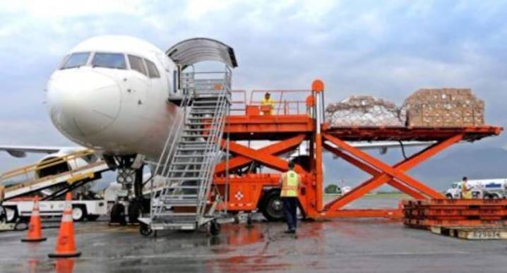 DP World completa dos vuelos chárter y exporta 400 toneladas de arándanos a EE.UU.