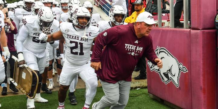 Texas A&M remains at No. 3 in the AP Top 25, Coaches Poll