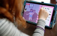 Condenan a hombre de 47 años por 'grooming' de niña vía Roblox en Argentina