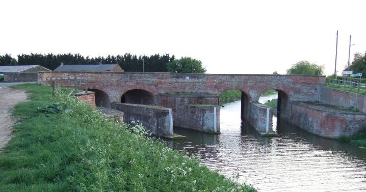 Unusual double bridge where two counties meet with a T