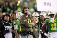 AP Top 25 poll preview: No. 6 Ducks, No. 8 Sooners face tall tasks on otherwise light day for top 10