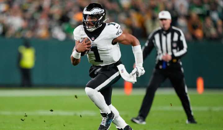 ¡Salvaron un juego que hubiera sido de terror! Philadelphia Eagles vence a Packers y levanta mano al SB