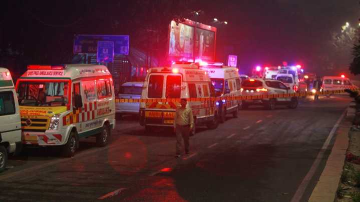 Car explosion near New Delhi's Red Fort kills at least 8 : NPR