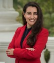 Monique Limón hace historia al ser la primera latina en presidir el Senado de California