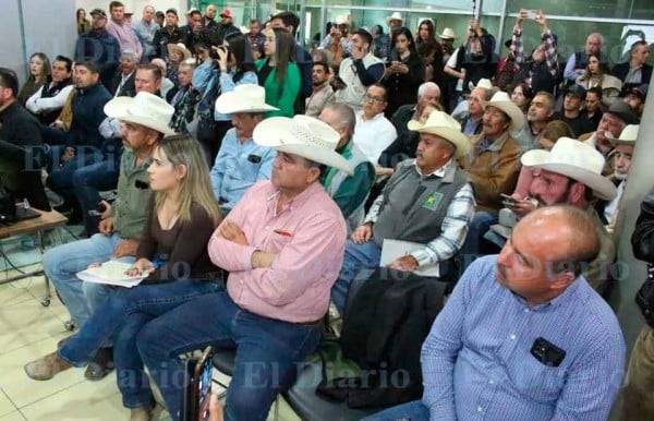 Reprueba Maru ausencia de legisladores de Morena en reunión con productores