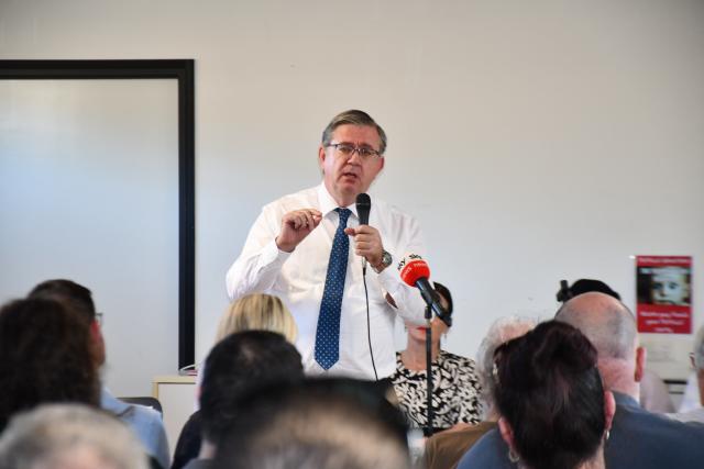 Scarr voices mortgage concerns - Ipswich West Moreton Today