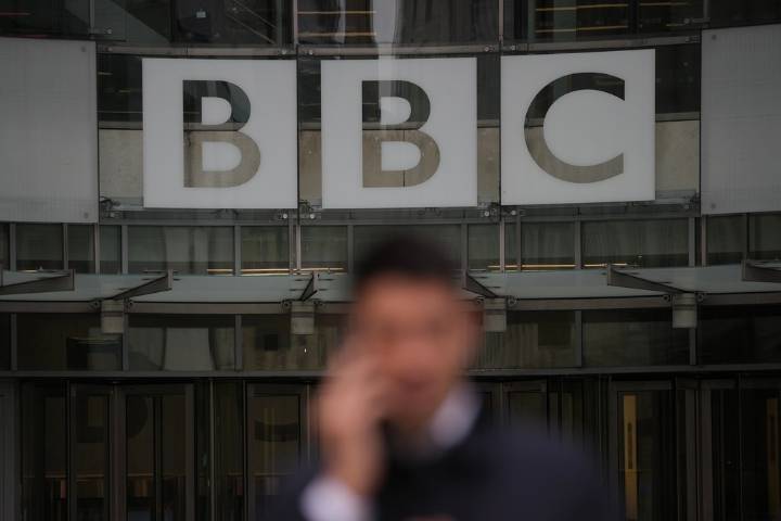 Trump threatens $1 billion lawsuit against BBC