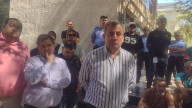 Funcionarios municipales recibieron a taxistas que reclamaron por la regulación del servicio