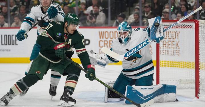 Graf scores in OT as Sharks come back to beat Wild 2