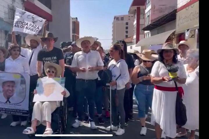 ‘¡Lo mandaron matar!’: abuela de Carlos Manzo acusa a Morena y apunta a Leonel Godoy