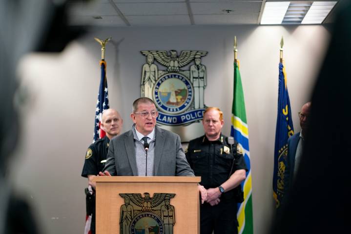 How a British psychology professor is guiding Portland police’s response to ICE protests