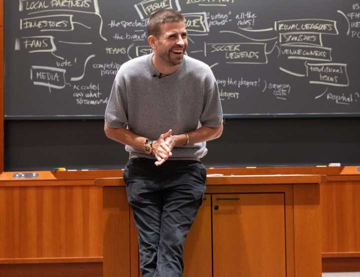 Piqué debuta como profesor invitado en Harvard analizando el fenómeno de la Kings League