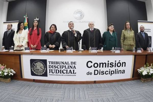Suspende TDJ a funcionario por violación sexual