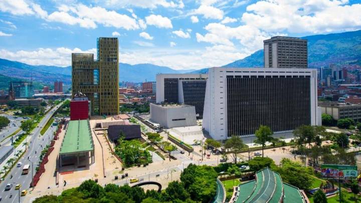 Nuevas oportunidades laborales en Medellín: postúlese aquí gratis