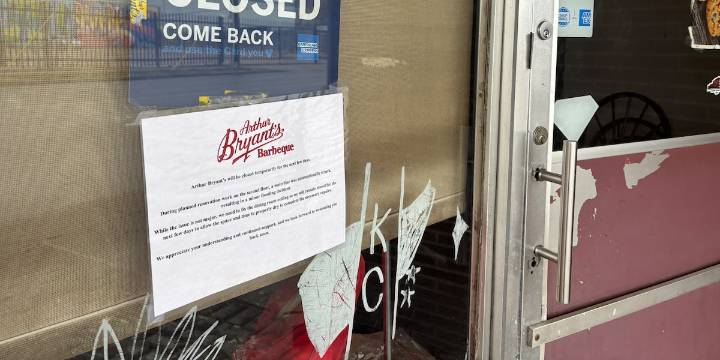 Iconic Kansas City barbecue restaurant racing to reopen for Thanksgiving week