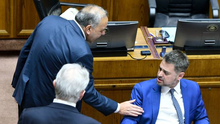 Tensión en el Senado durante AC contra Antonio Ulloa: Daniel Manouchehri llamó "corrupto" a Fidel Espinoza