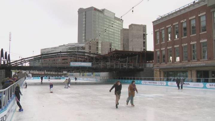 Families hit Canalside ice rink for Thanksgiving fun in Buffalo