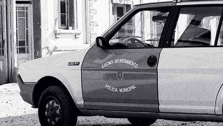 ¿Lo recuerdas? Así patrullaba las calles la Policía de Zaragoza hace más de 40 años