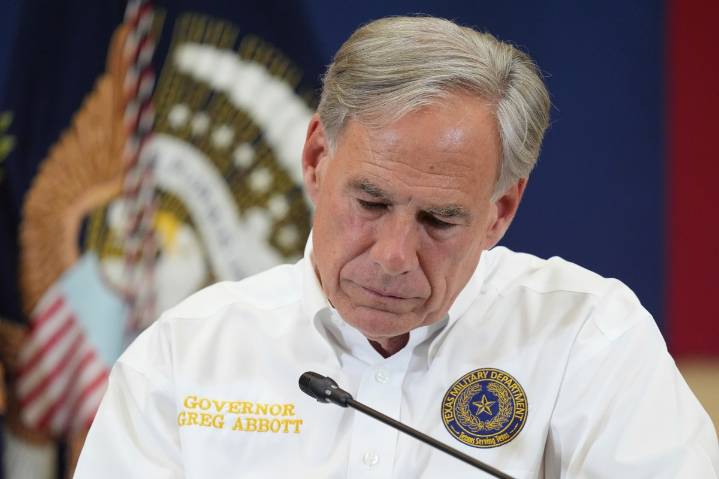 ONG demanda al gobernador de Texas por clasificar como terroristas a la comunidad musulmana