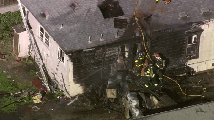 9 residents displaced in San Lorenzo house fire, cause under investigation