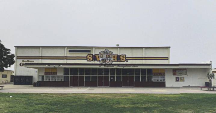 Simi Valley High School assistant basketball coach arrested on suspicion of lewd acts with a minor