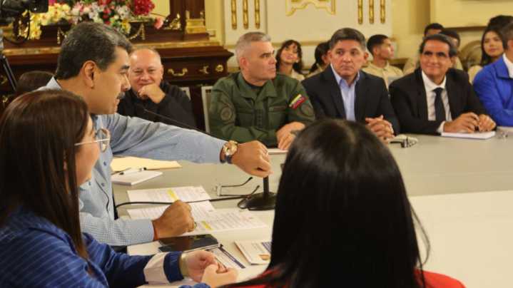 "Más nunca habrá traición al pueblo de Venezuela", dijo Maduro y aseguró que la Revolución Bolivariana ha logrado "romper el maleficio"