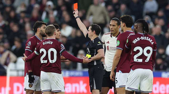 "Comportamiento ridículo": La expulsión de Lucas Paquetá que provocó un escándalo en la Premier y el potente descargo del brasileño Fue en la derrota del West Ham ante Liverpool.